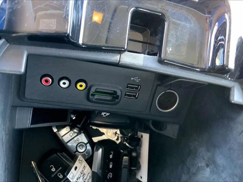 Used 2014 Ford Fusion SE w/ Equipment Group 202A image 32