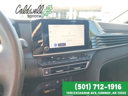 Used 2025 Toyota Camry LE image 17