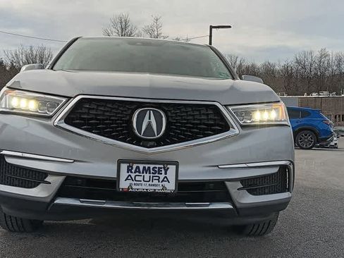 Used 2017 Acura MDX image 8
