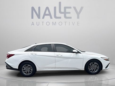 Used 2024 Hyundai Elantra SEL FWD image 6