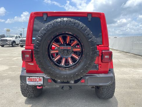 Used 2019 Jeep Wrangler Unlimited Rubicon AWD/4WD image 5