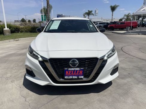 Used 2021 Nissan Altima 2.5 SR FWD image 3