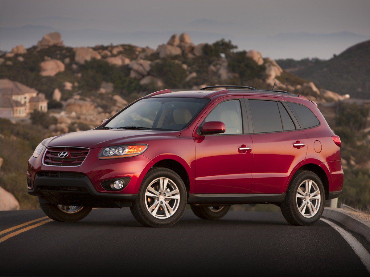 Used 2011 Hyundai Santa Fe GLS FWD image 1