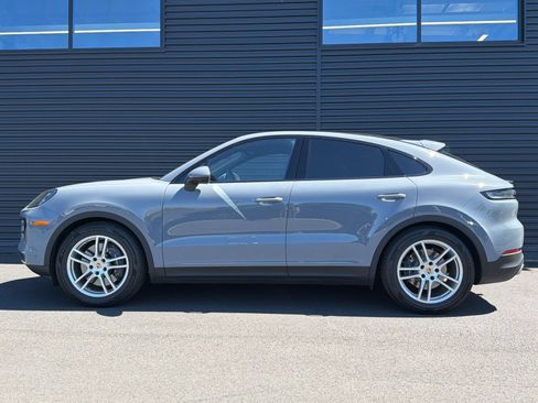 Certified 2026 Porsche Cayenne Coupe AWD/4WD image 3
