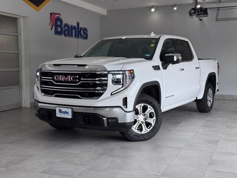 Certified 2025 GMC Sierra 1500 SLT AWD/4WD image 2
