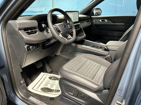 New 2026 Ford Explorer ST-Line w/ ST-Line Street Pack AWD/4WD image 13
