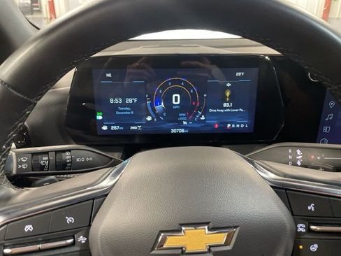 Used 2025 Chevrolet Equinox LT image 15