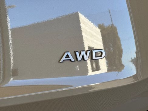 Used 2025 Nissan Rogue SV image 21