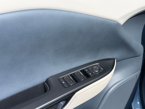 Certified 2025 Lexus RZ 300e w/ Accessory Package (2T) FWD image 14