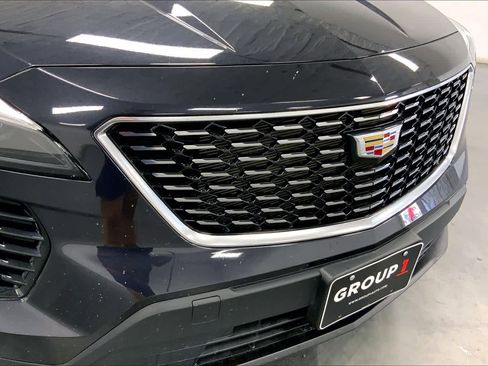 Used 2023 Cadillac XT4 Luxury w/ Cold Weather Package image 27