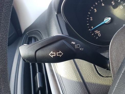 Certified 2018 Ford Focus SE image 27