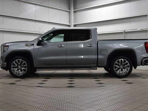 Used 2024 GMC Sierra 1500 Denali w/ Denali Reserve Package AWD/4WD image 4