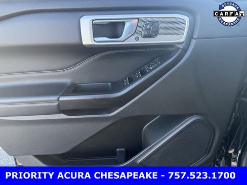 Used 2020 Ford Explorer Limited image 12
