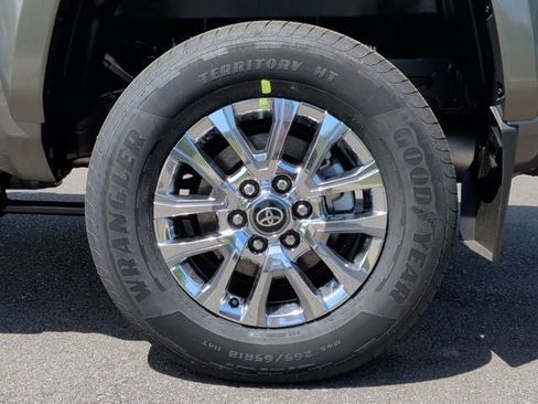 New 2026 Toyota Tacoma Limited AWD/4WD image 5