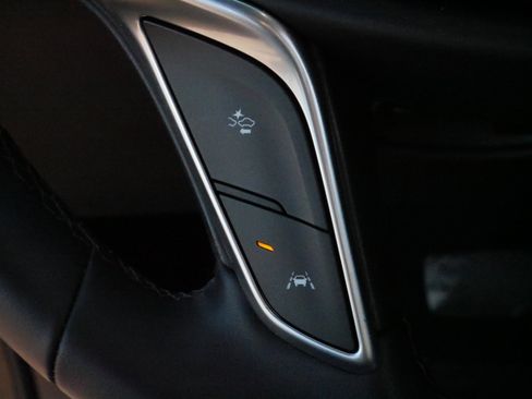 Certified 2024 Cadillac XT5 Luxury image 25