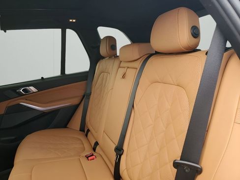 Used 2025 BMW X5 M60i image 19
