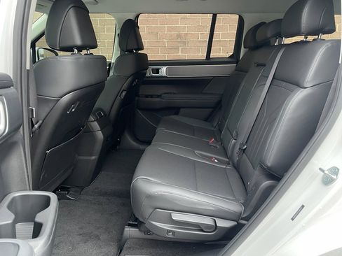 New 2026 Hyundai Santa Fe SEL image 16