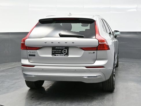 Used 2023 Volvo XC60 B5 Plus w/ Climate Package image 6