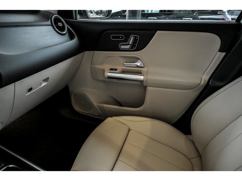 New 2026 Mercedes-Benz GLA 250 GLA 250 4MATIC image 17