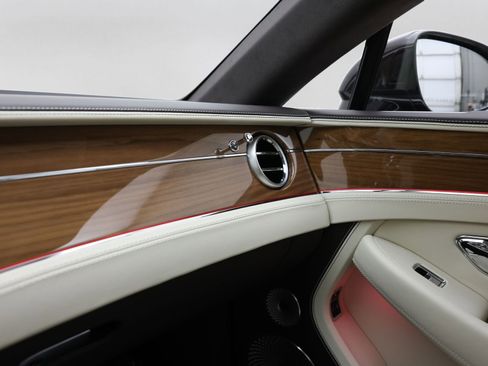 New 2026 Bentley Continental GT AWD/4WD image 37
