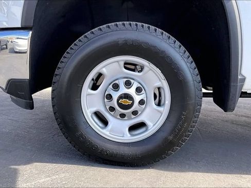 Used 2024 Chevrolet Silverado 2500 W/T w/ WT Convenience Package AWD/4WD image 8