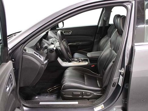 Used 2019 Acura TLX w/ Technology Package FWD image 12