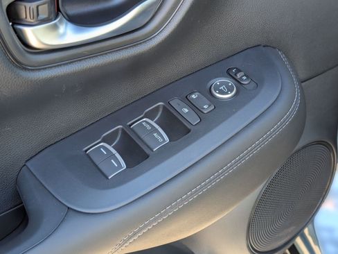 New 2026 Honda HR-V EX-L image 22