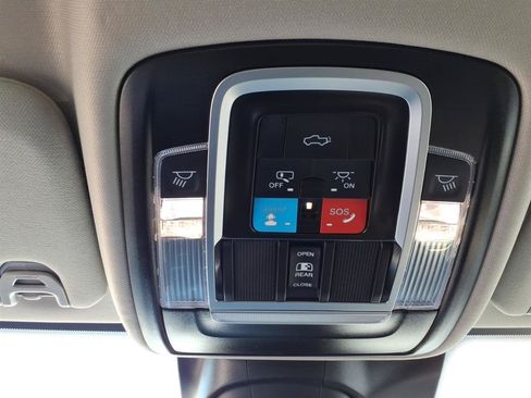 Used 2024 RAM 2500 Laramie w/ Safety Group AWD/4WD image 11