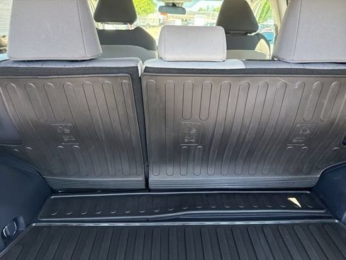Used 2020 Toyota RAV4 XLE w/ All Weather Liner Package AWD/4WD image 12