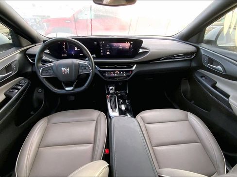 Used 2024 Buick Envista Avenir image 18