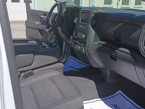 Used 2022 Chevrolet Silverado 1500 Custom Trail Boss w/ LPO, Dark Essentials Package AWD/4WD image 16