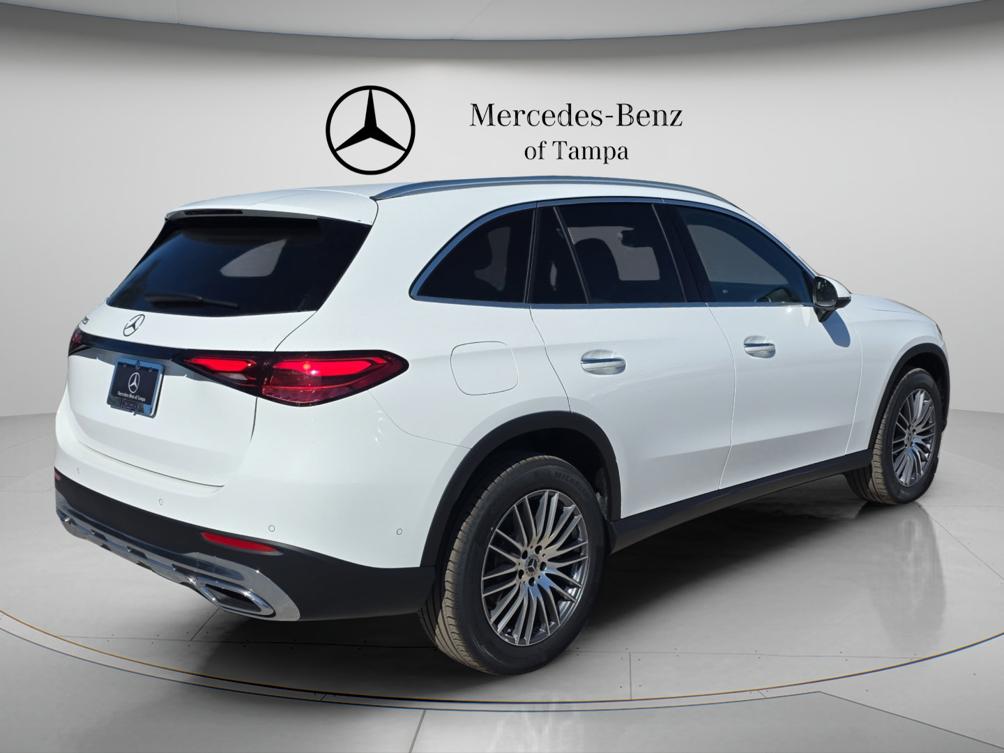 Used 2026 Mercedes-Benz GLC 300 image 3