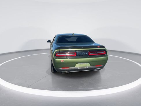 Used 2023 Dodge Challenger R/T w/ Plus Package image 7