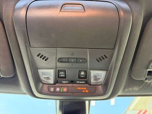 Used 2021 Chevrolet Blazer RS image 39