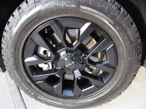 Used 2025 Kia Telluride AWD image 53