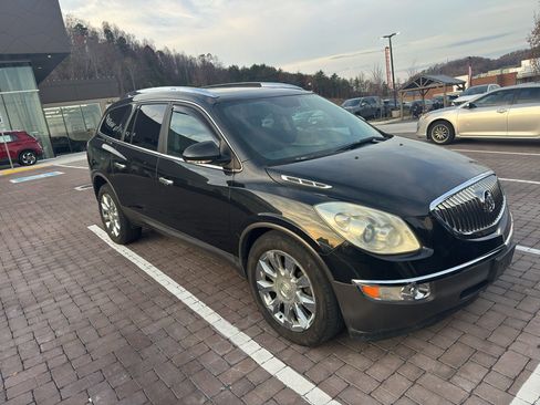 Used 2011 Buick Enclave CXL w/ Trailering Provision Package image 2