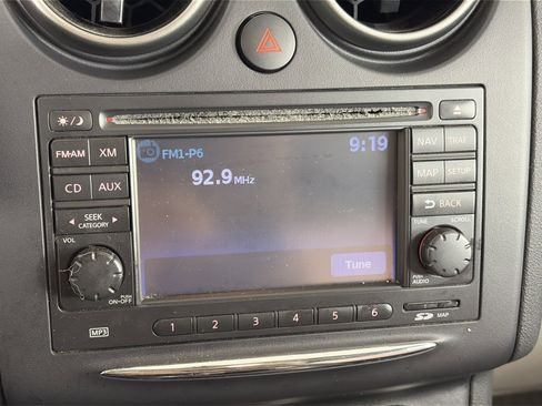 Used 2013 Nissan Rogue SL image 19