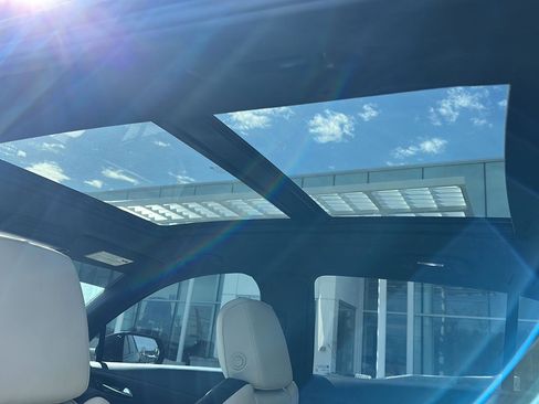 Used 2021 Cadillac XT4 Sport image 26