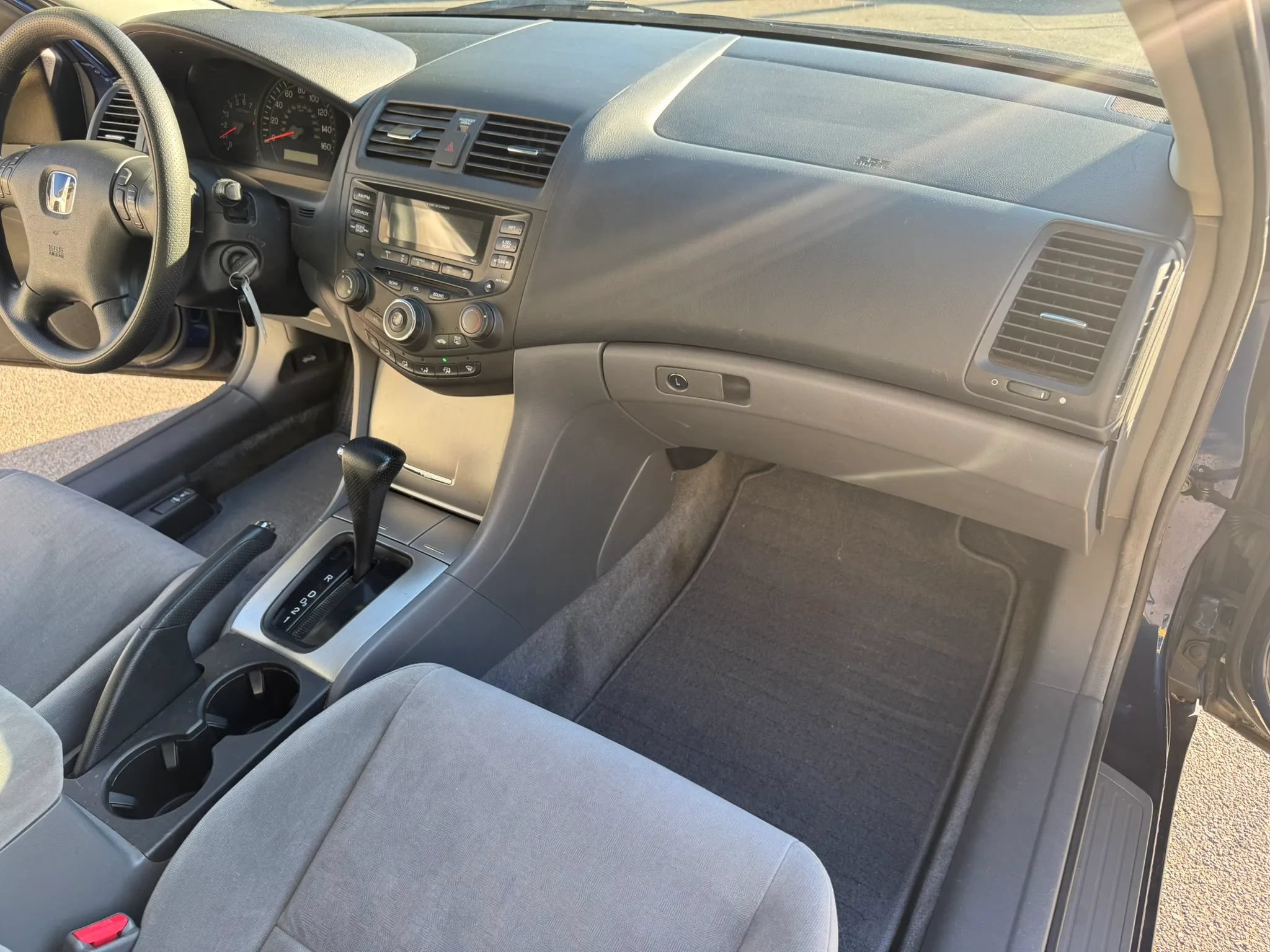 Used 2005 Honda Accord EX image 24
