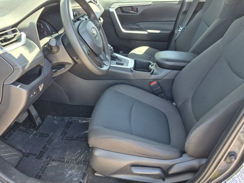 Certified 2024 Toyota RAV4 LE AWD/4WD image 16