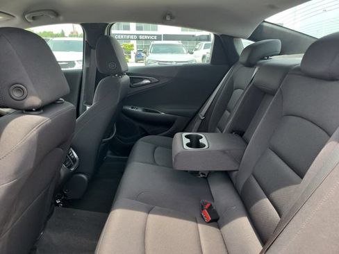 Used 2025 Chevrolet Malibu LT FWD image 10