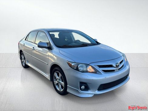 Used 2013 Toyota Corolla S FWD image 7