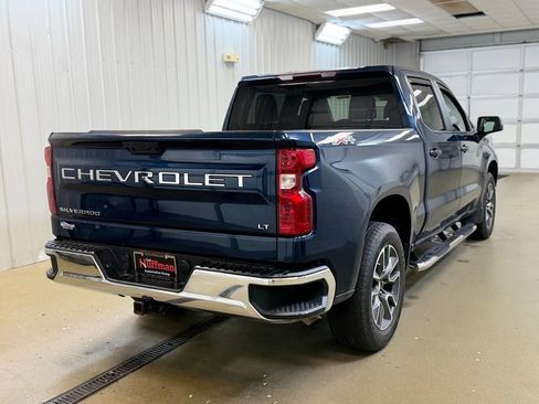 Used 2022 Chevrolet Silverado 1500 LT AWD/4WD image 6