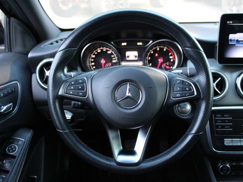 Used 2020 Mercedes-Benz GLA 250 image 14