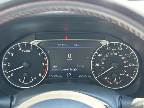 Used 2024 Nissan Altima 2.5 SR FWD image 16