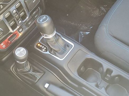 Used 2021 Jeep Wrangler Unlimited Rubicon 4xe w/ Cold Weather Group image 19