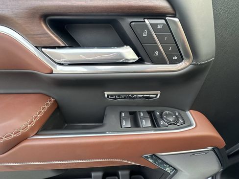 New 2026 GMC Sierra 1500 Denali Ultimate AWD/4WD image 15