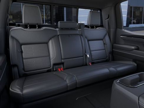 New 2026 GMC Sierra 1500 AT4X w/ LPO, Black Badging Package AWD/4WD image 17