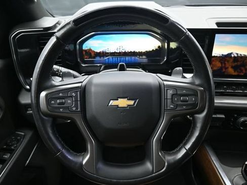 Used 2025 Chevrolet Silverado 1500 High Country AWD/4WD image 20