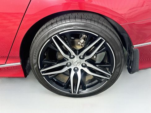 Used 2022 Honda Accord Touring image 11